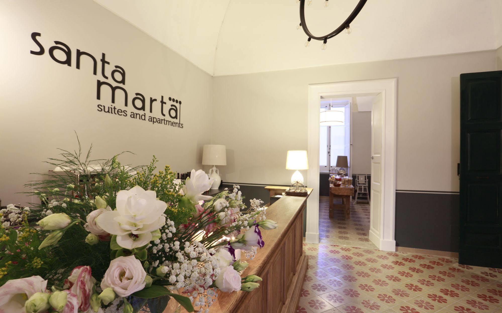 Santa Marta Suites & Apartments Лече Екстериор снимка